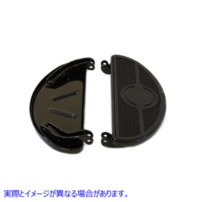 27-0907 ブルズアイデザインのドライバーブラックフットボードセット 取寄せ Vツイン Driver Black Footboard Set with Bullseye
