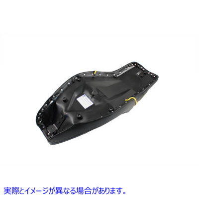 47-0856 Gunfighter Seat Yellow Flame Style 取寄せ Vツイン (検索用／
